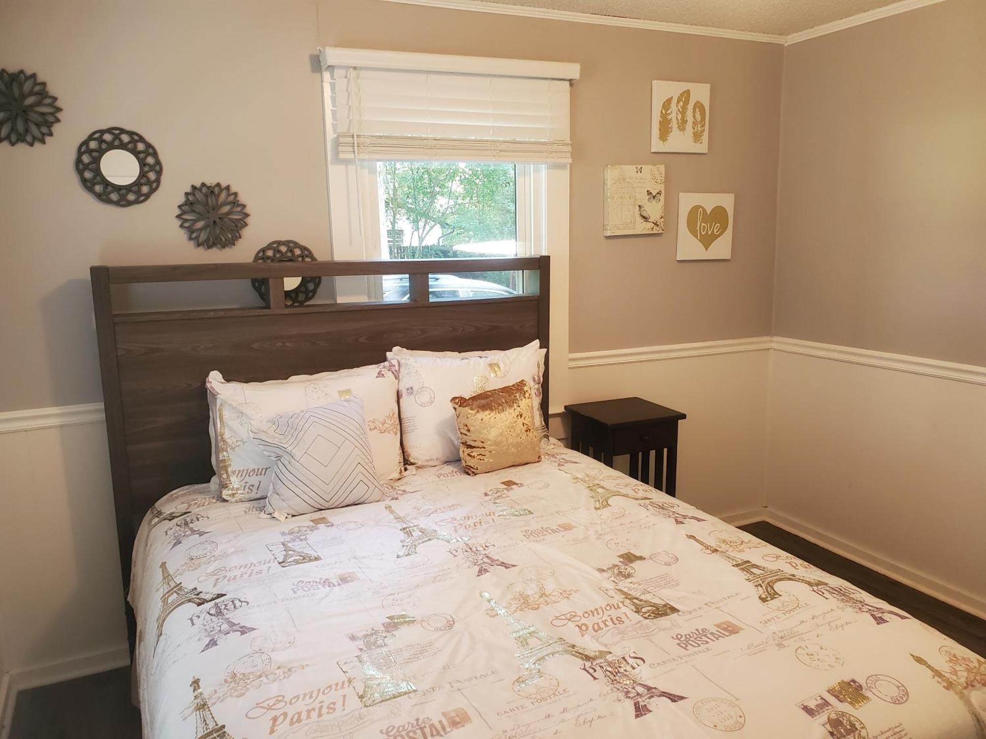 Private Single Level Standalone House Large Lot - 3 Bedrooms Charlotte Exterior foto